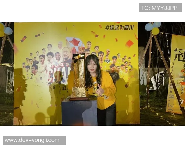 高峰时刻足球盛宴见证激情与荣耀的交汇之战 高峰时刻足球盛宴见证激情与荣耀的交汇之战